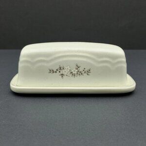 Pfaltzgraff Heirloom Covered Butter Dish Gray White Floral 1/4 Lb Covered Butter